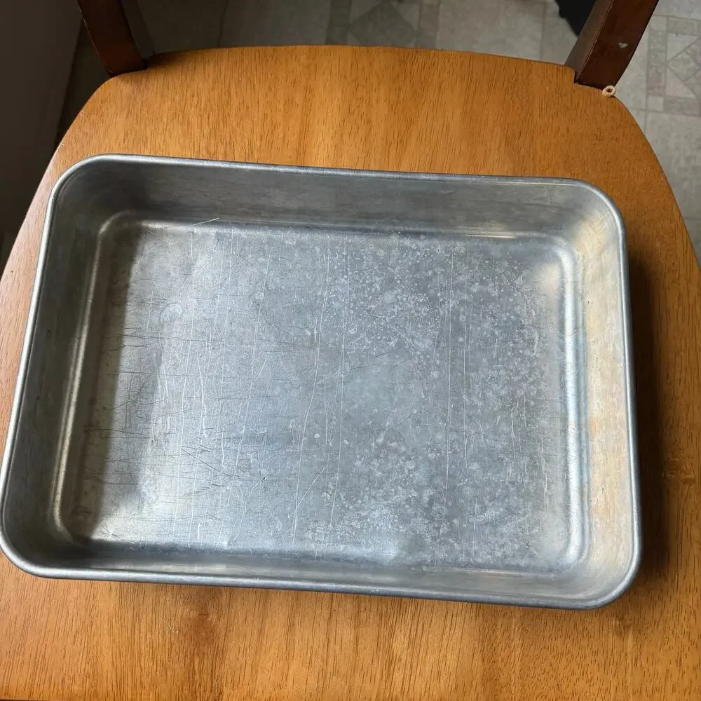 Vintage 9x13 Mirro Aluminum Cake Baking Lasagna Pan Snap On Lid Mid Century READ